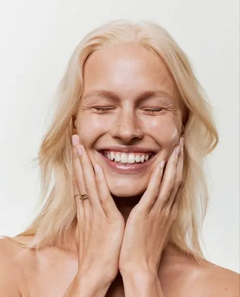 Are-Organic-Skin-Care-Products-Effective-A-Comprehensive-Analysis-of-Their-Benefits-and-Limitations Skin Skulpt