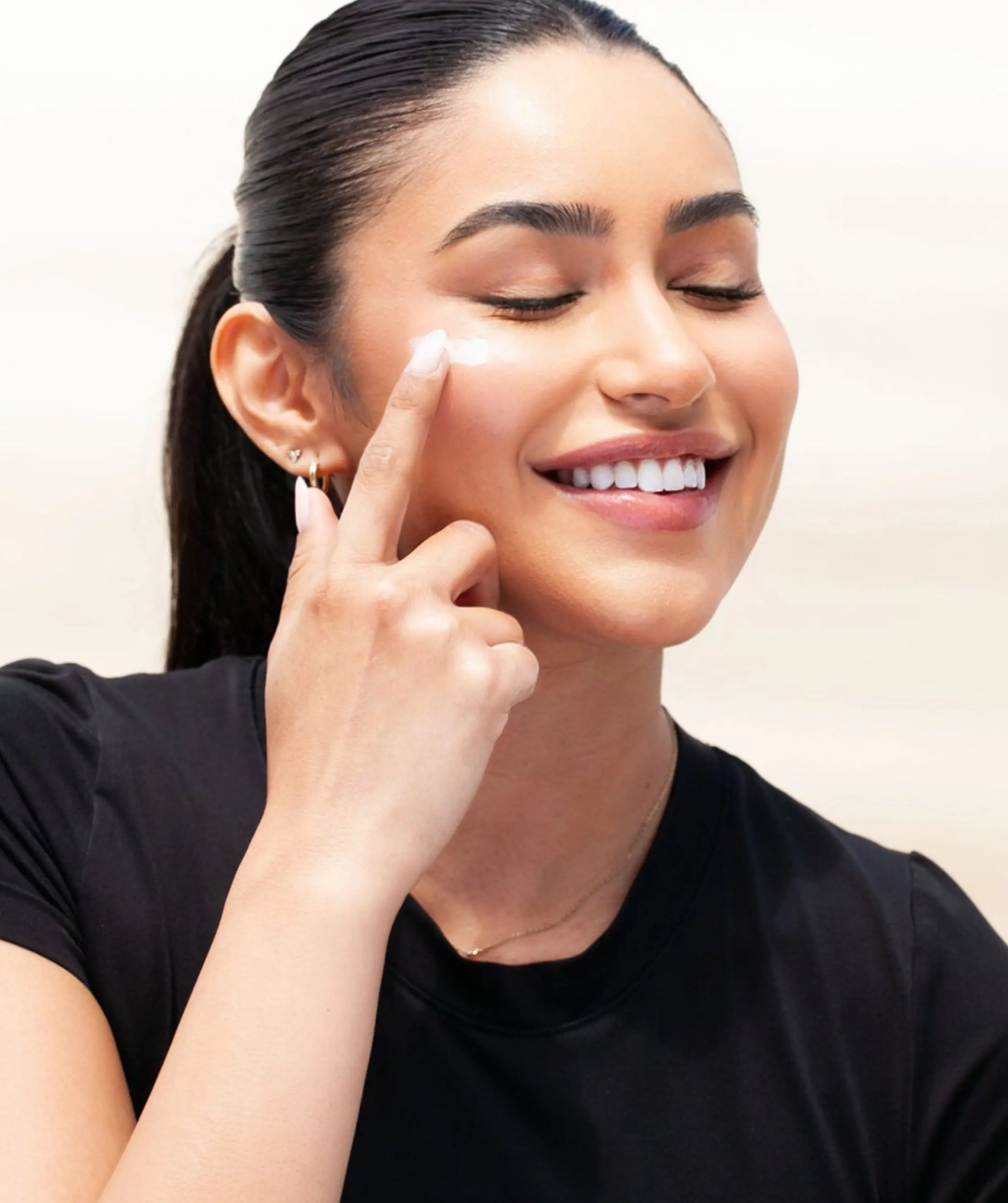 Savior Essential Moisturizer Skin Skulpt